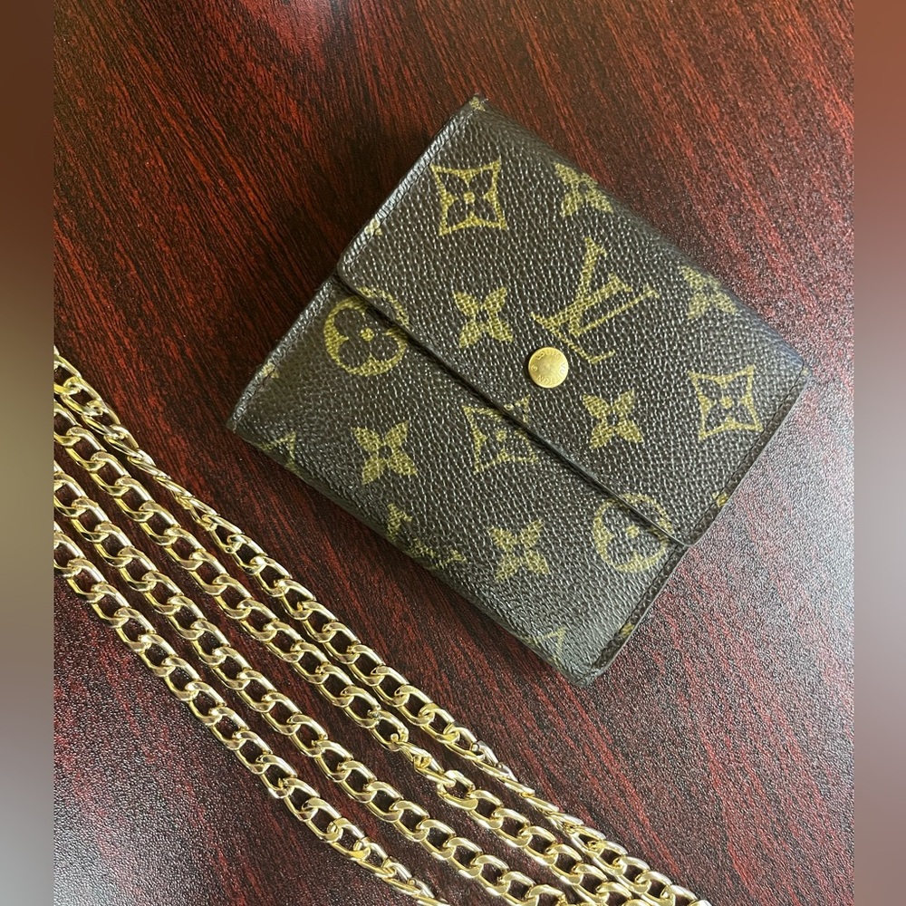 Louis Vuitton Elise Wallet in Monogram